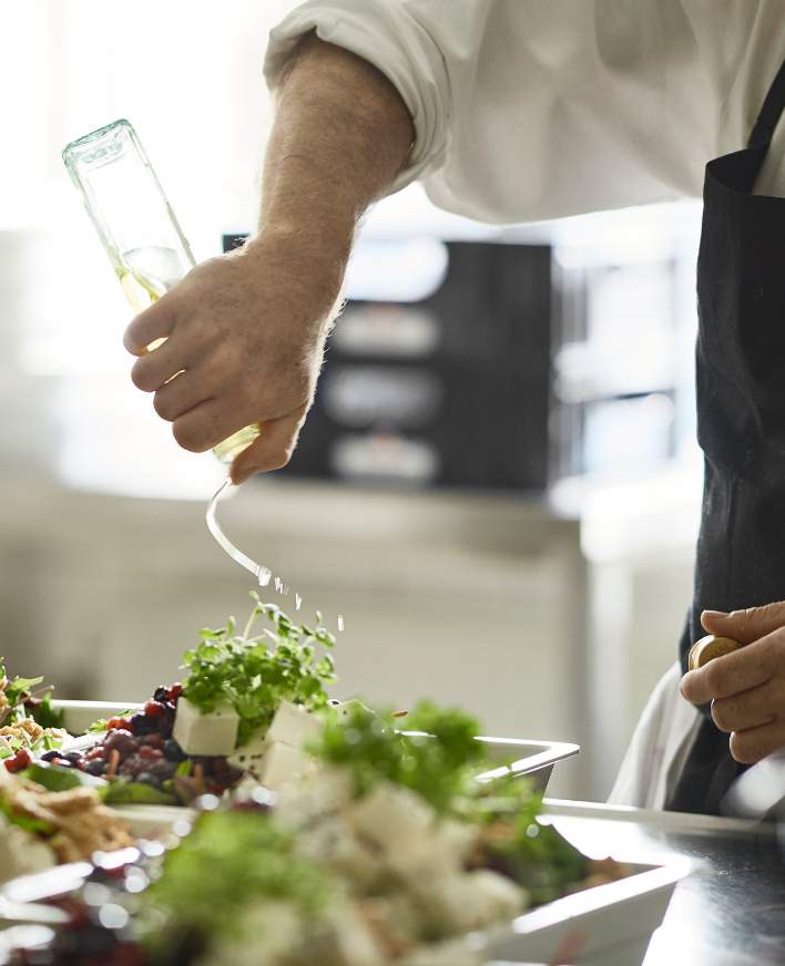 Lækker showmenu i vores restaurant